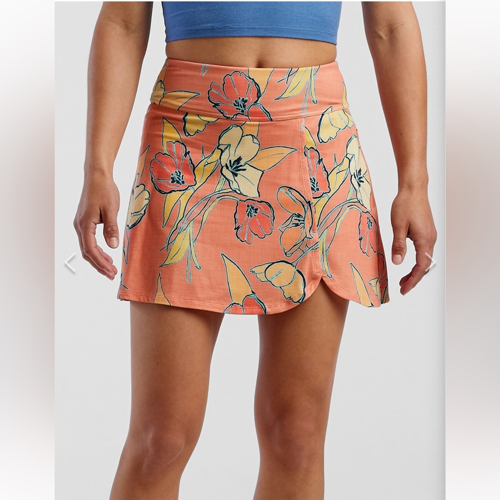 NWT Title Nine Flora Skort Tulip Bloom
